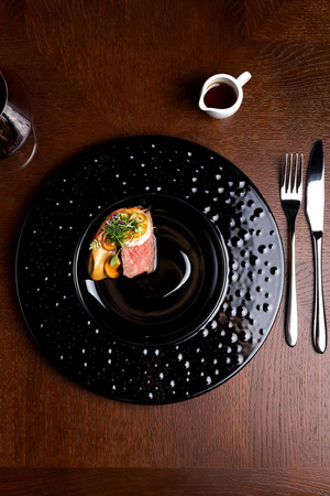 Rosa talerz płytki 300mm czarny