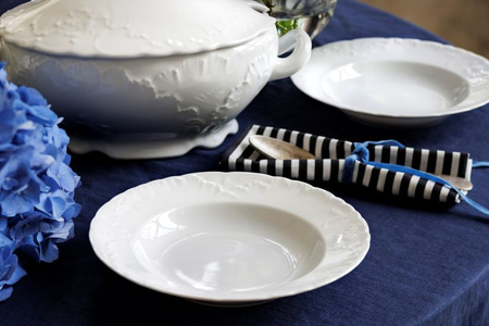 serwis obiadowy dla 6 osób 25 elementów Rococo biały