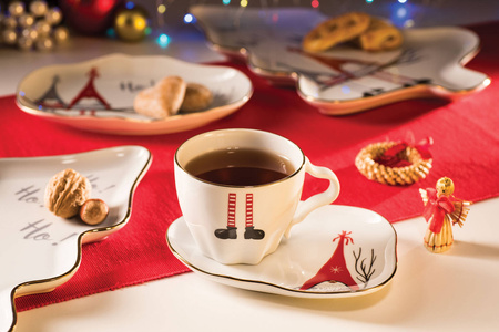 Lubiana porcelana Stone Age garnitur śniadaniowy 1/3 złoto SKRZATY HO HO HO